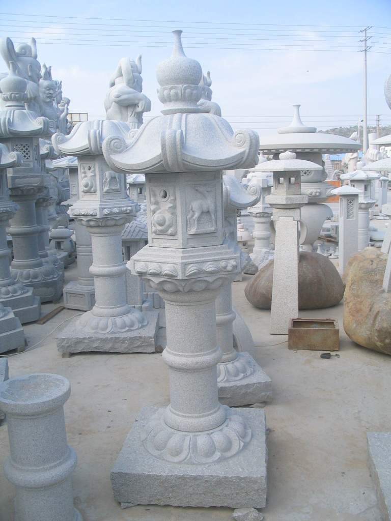 lan-002, stone lanterns